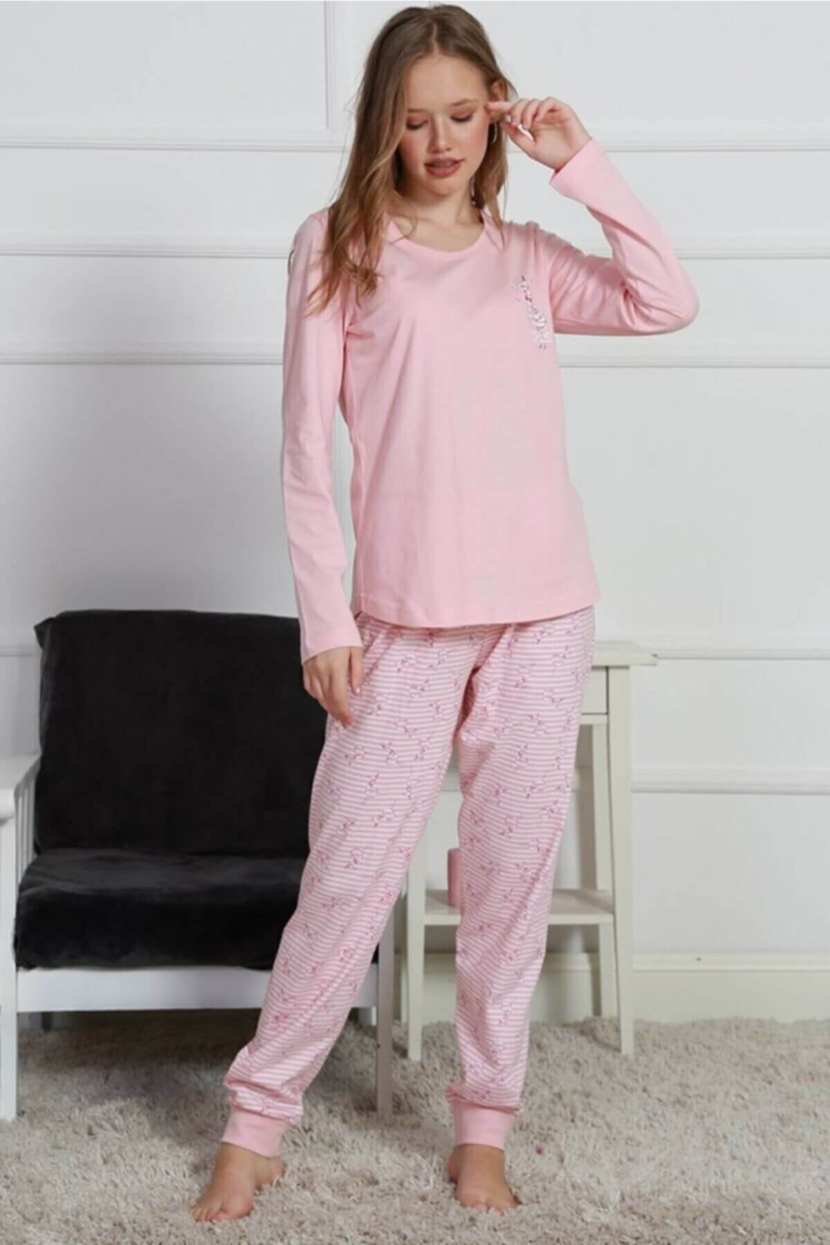 Pyžamo dámske Vienetta 903172 dlhé Flamengo